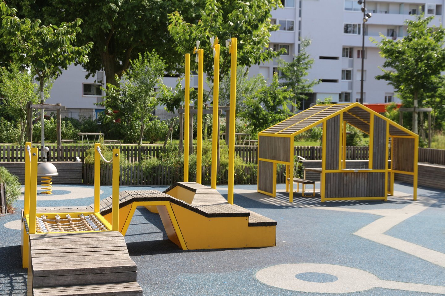 Aire de jeux et d'éveil - Parc Noulibos