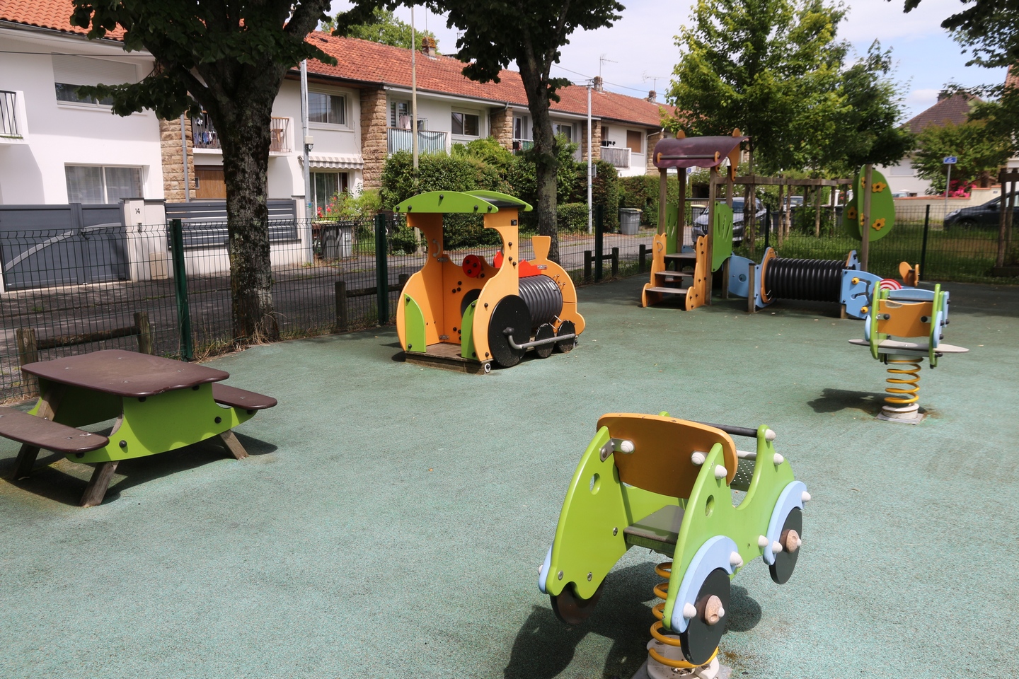 Aire de jeux - Parc Alix