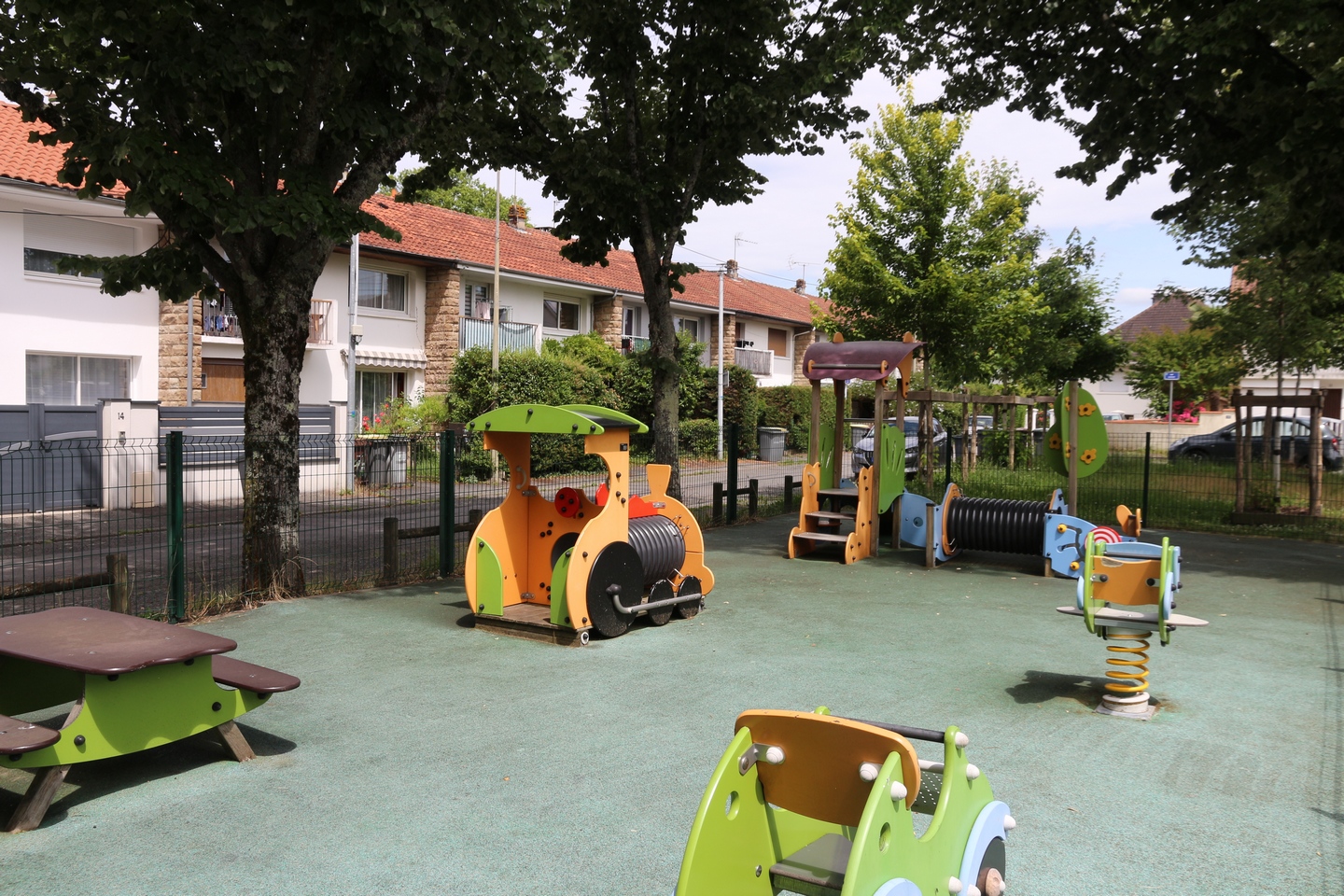 Aire de jeux - Parc Alix