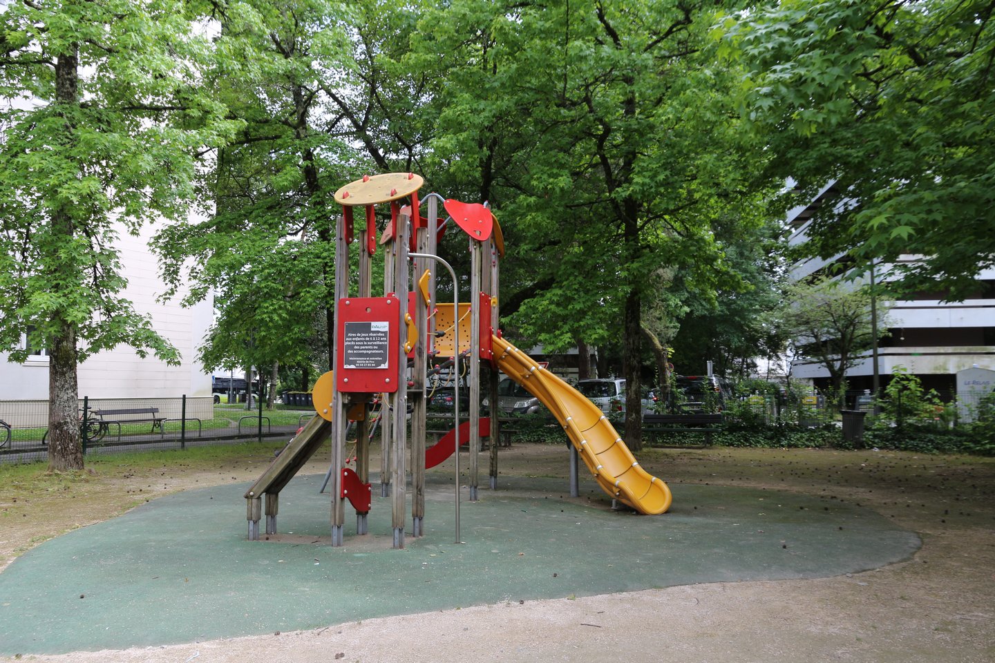 Aire de jeux - Quartier Saragosse