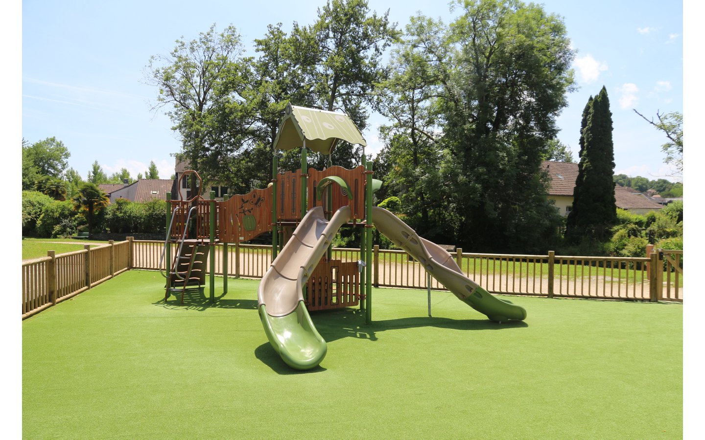 Aire de jeux, Gan - photo 2