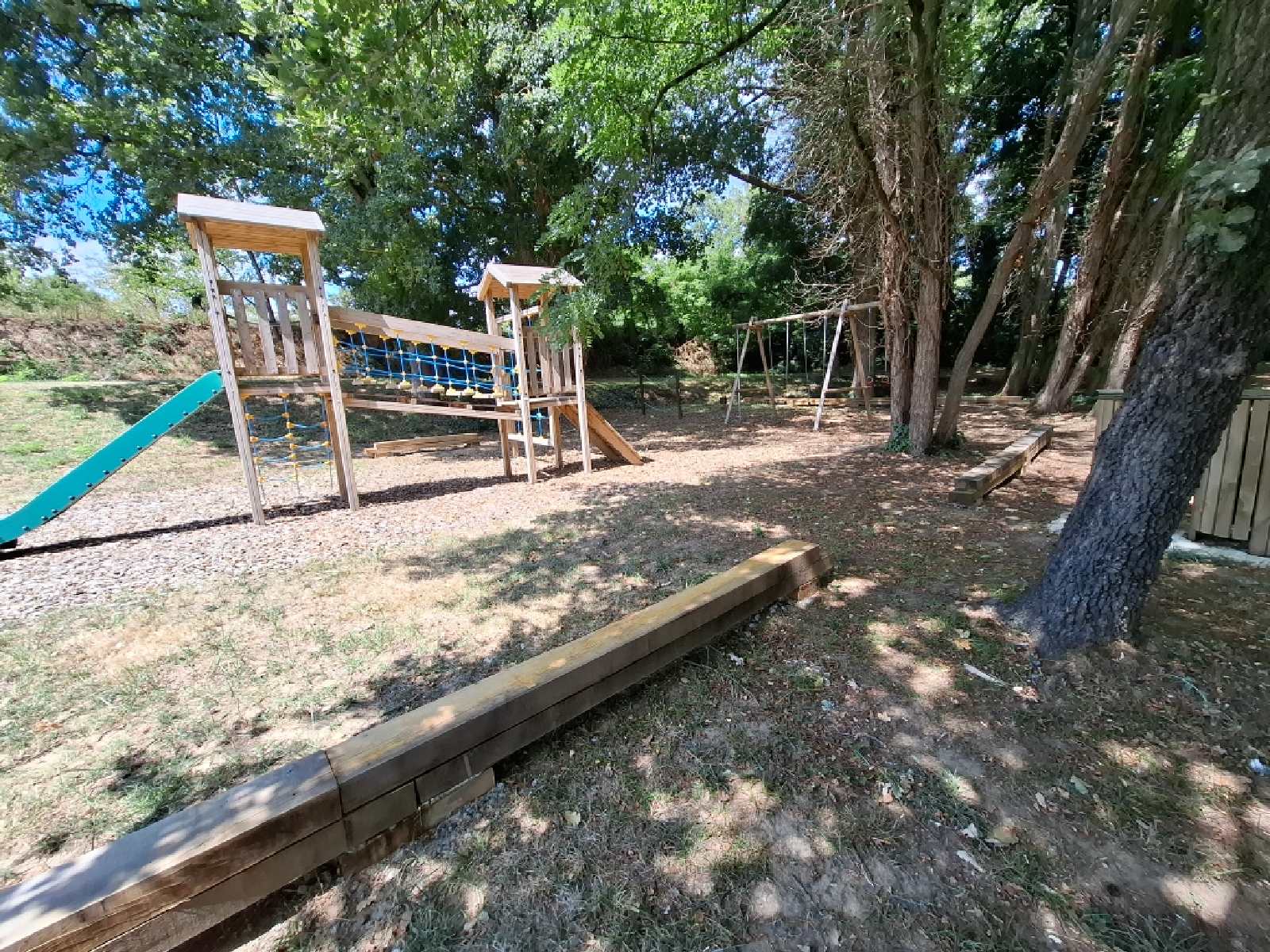 Aire de pique-nique et de jeux de Noaillac - photo 3