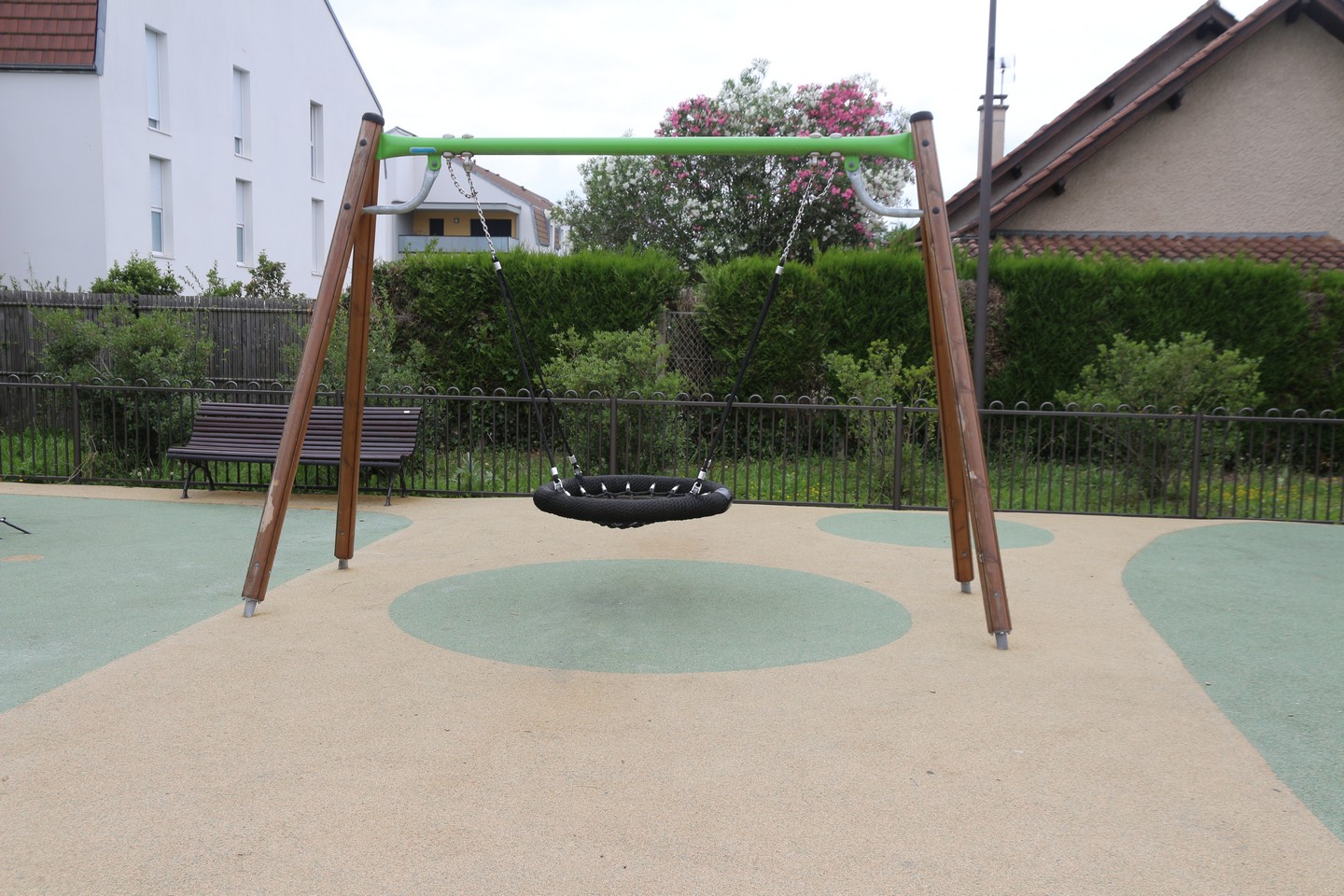 Aire de jeux-Square Mazoyer - photo 5