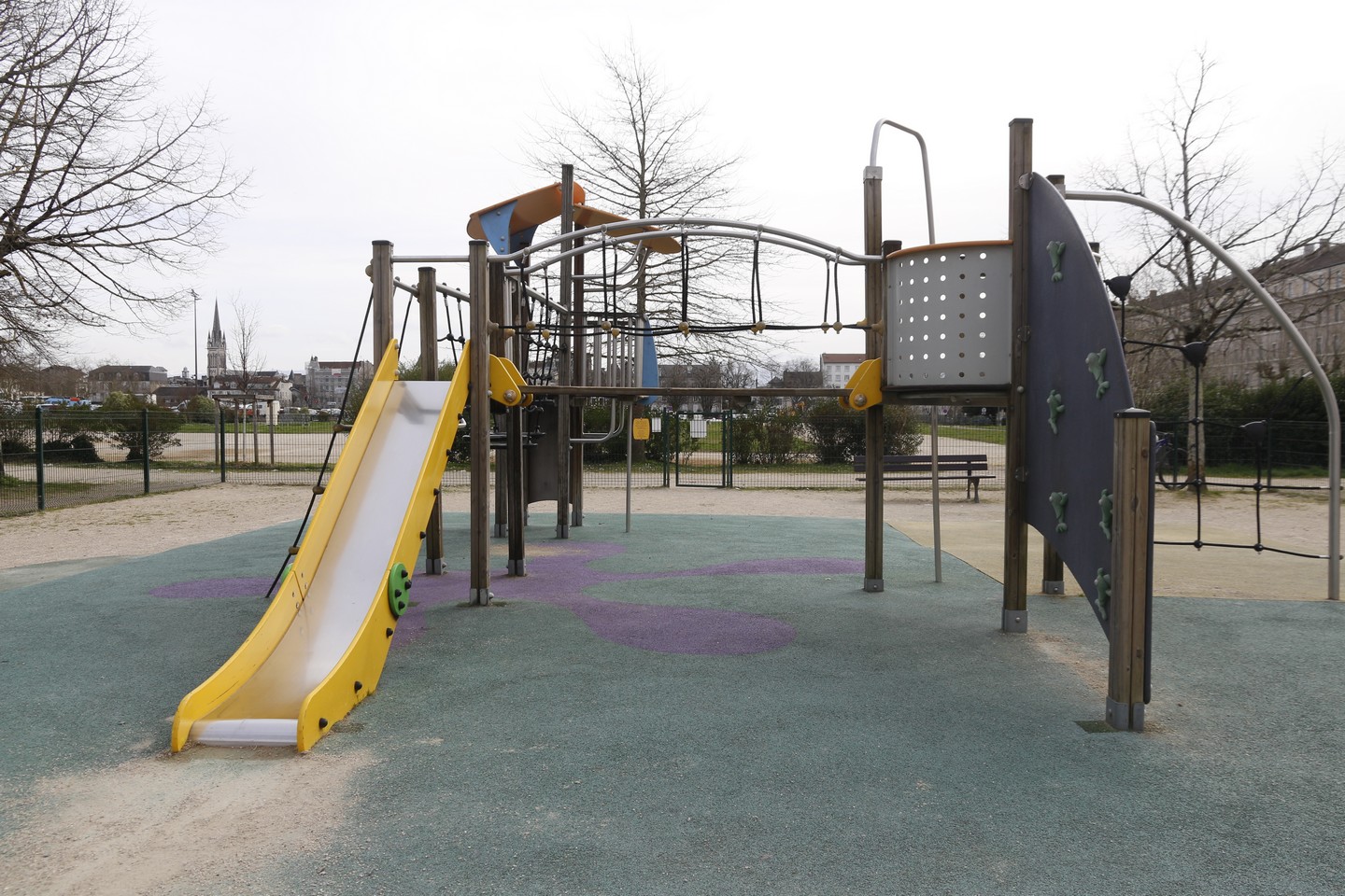 Aire de jeux - Place de Verdun Nord, Pau - photo 3