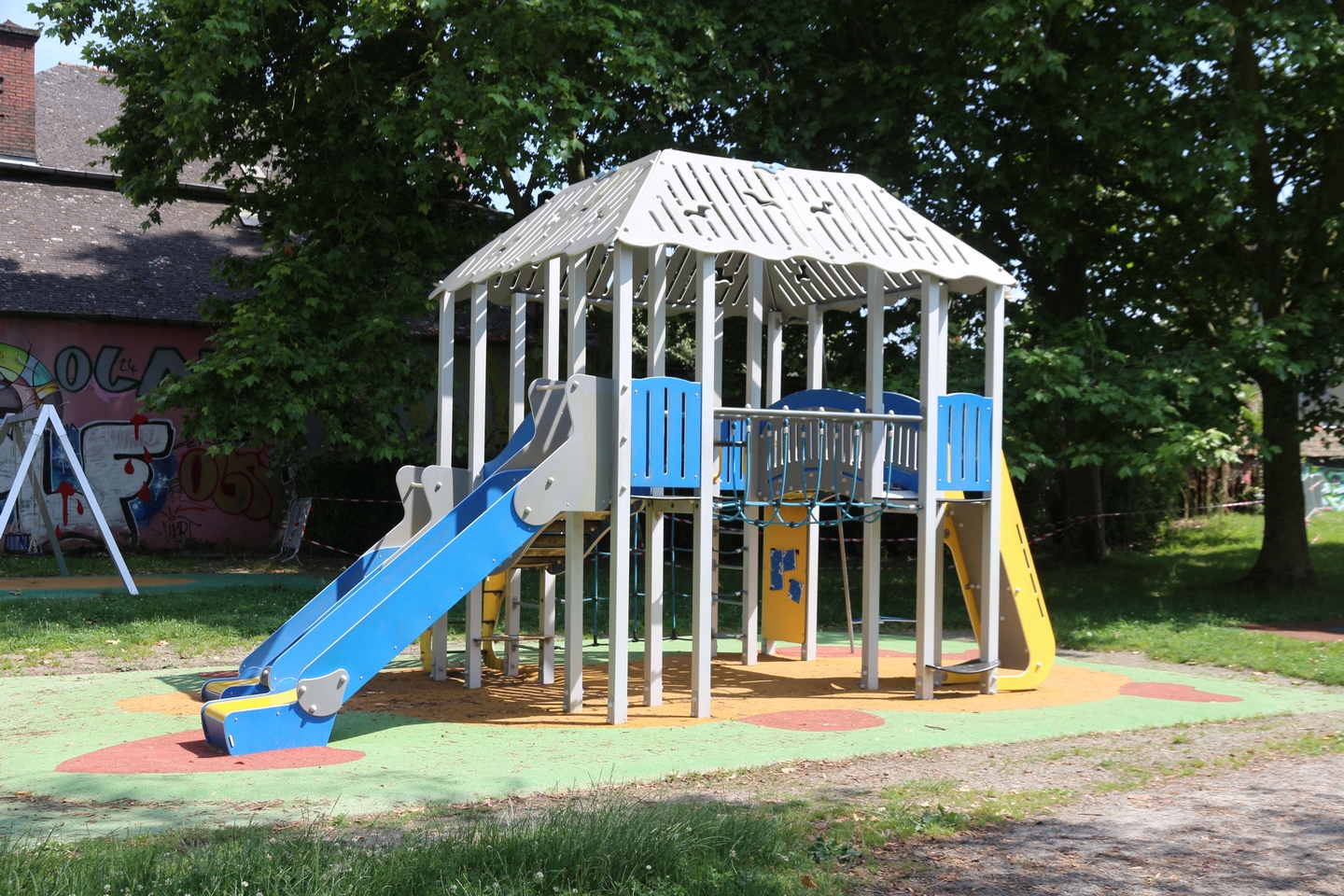 Aire de jeux de la plaine