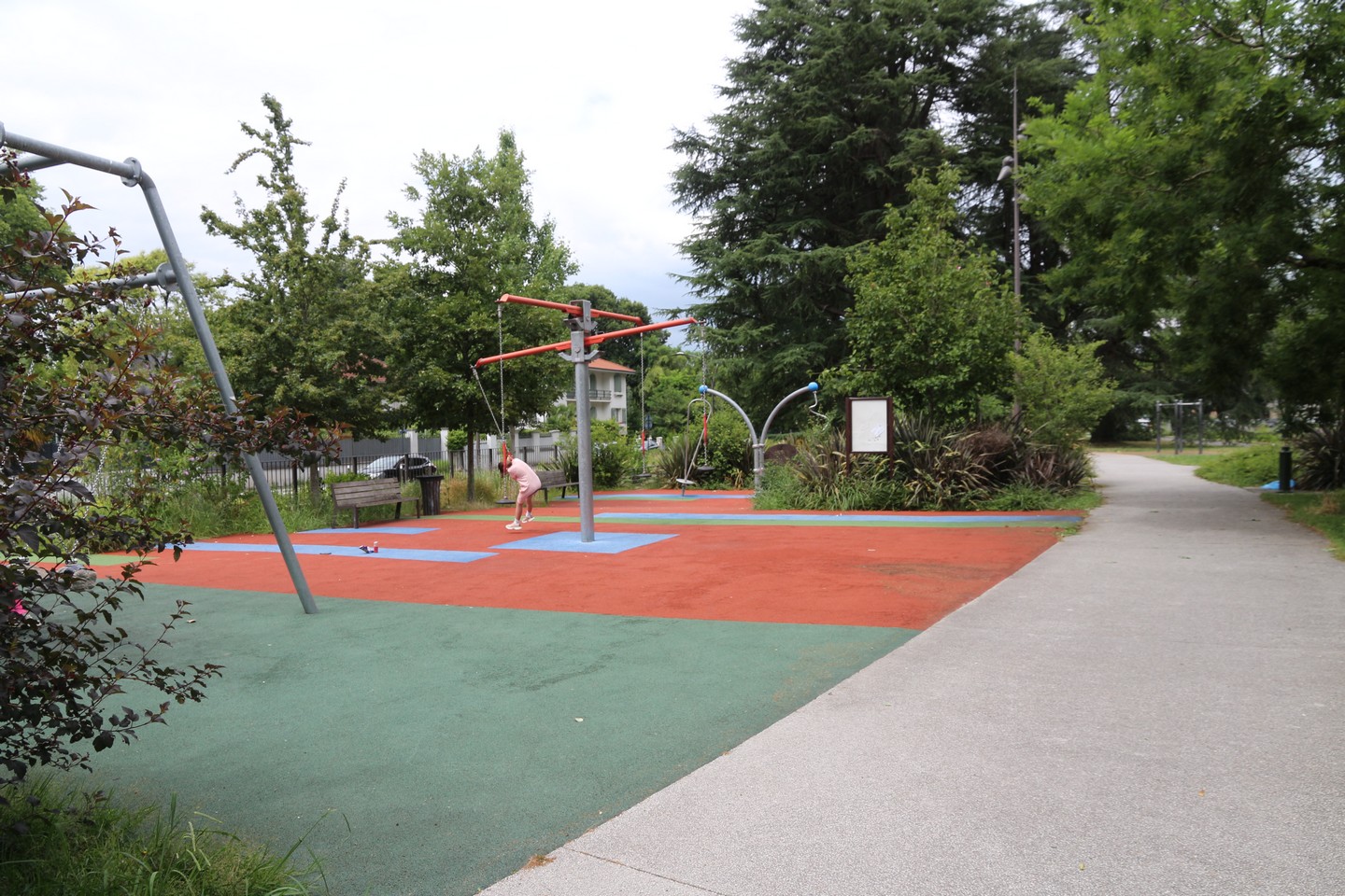 Aire de jeux -Parc Jaussely, Pau - photo 6