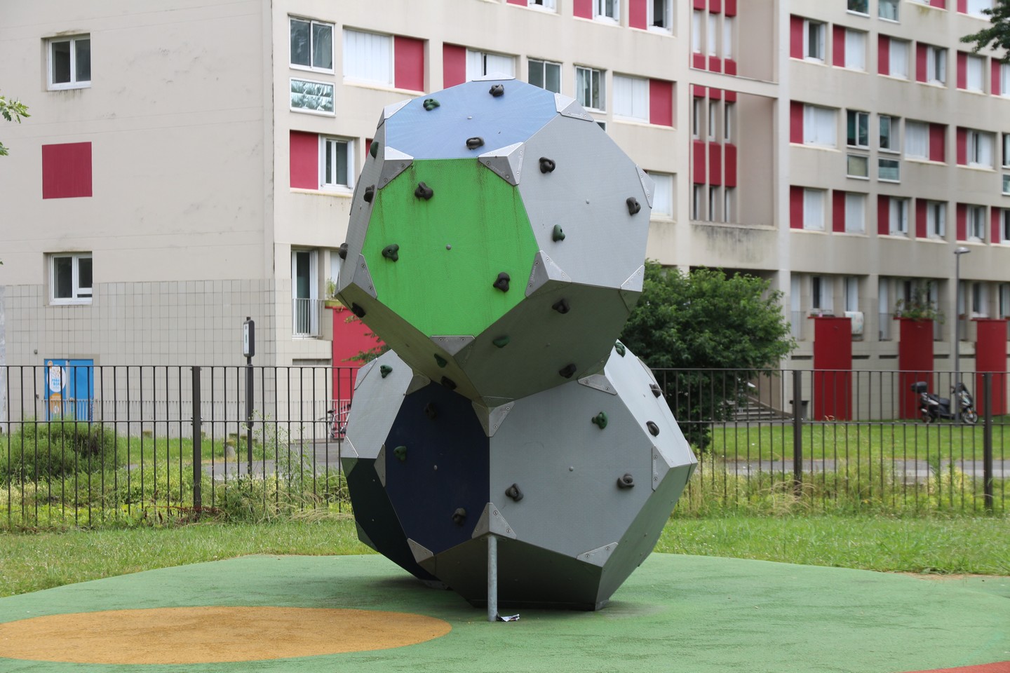 Aire de jeux -Parc Jaussely, Pau - photo 9