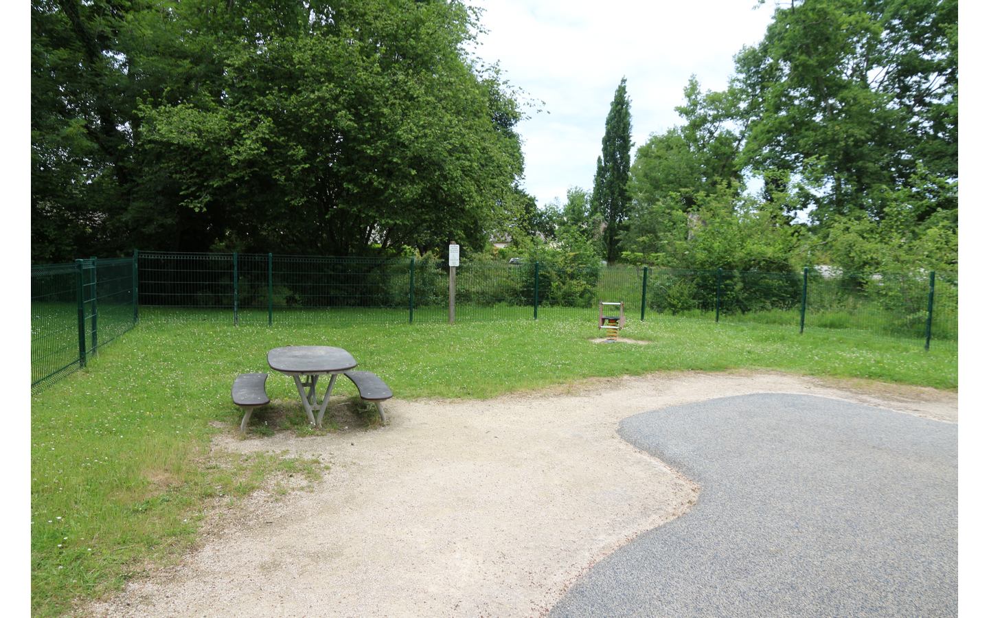Aire de jeux- Du Ruisseau de L' Ousse - photo 3