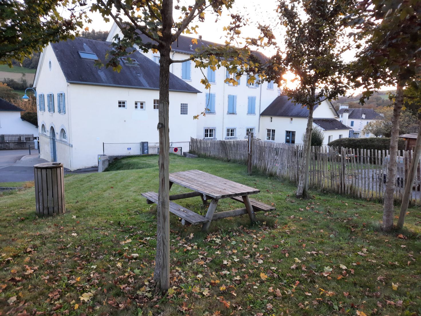 Aire de pique-nique - photo 3