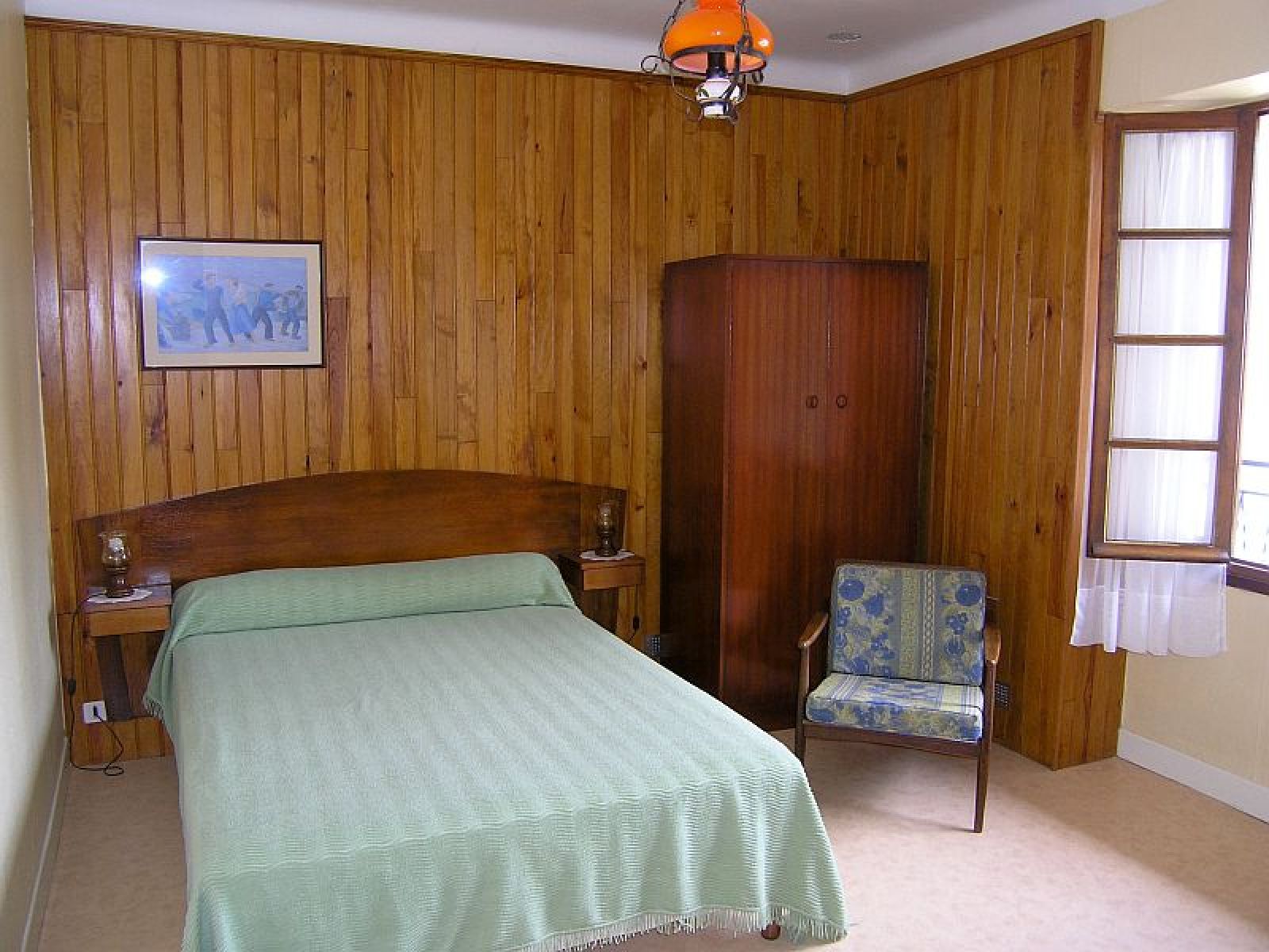 Madame Marie-Claire AHAMENDABURU "Altzia - Étage"