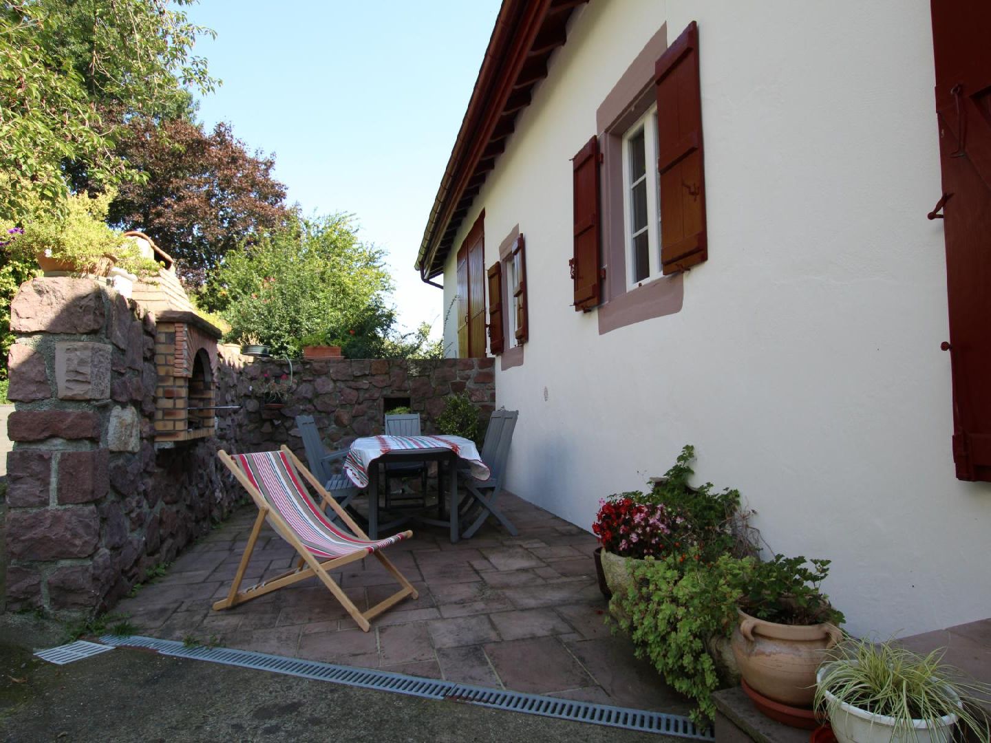 Madame Marie-Thérèse BISCAR "Bixkarrenea Appartement", Saint-Étienne-de-Baïgorry