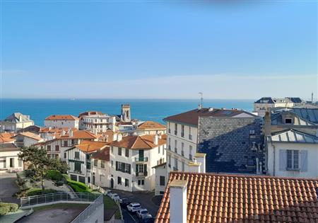 Appartement à 250 m de la plage des basques au cœur des halles de biarritz Appartement à 250 m de la plage des basques au cœur des halles de biarritz
