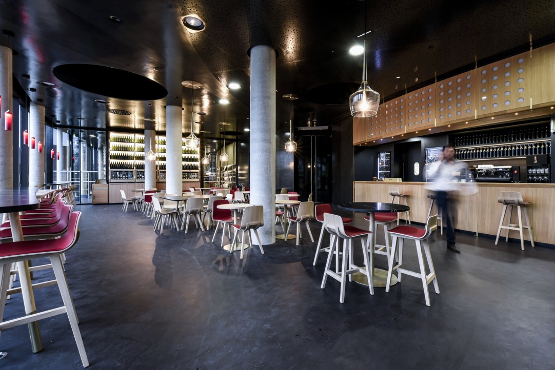 Latitude 20 Le Wine Bar, Bordeaux - photo 4
