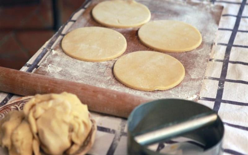 Musee Du Gateau Basque De Sare Ateliers A Sare Reserver En Ligne