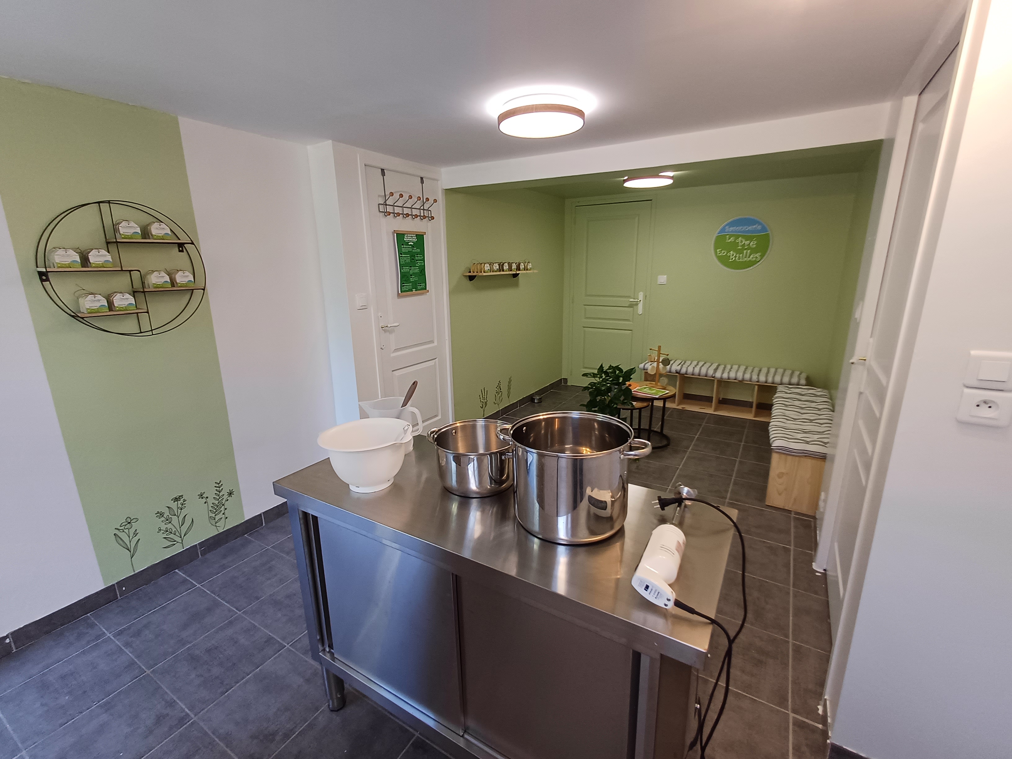 Le pré en bulles: Démonstration de fabrication de savons