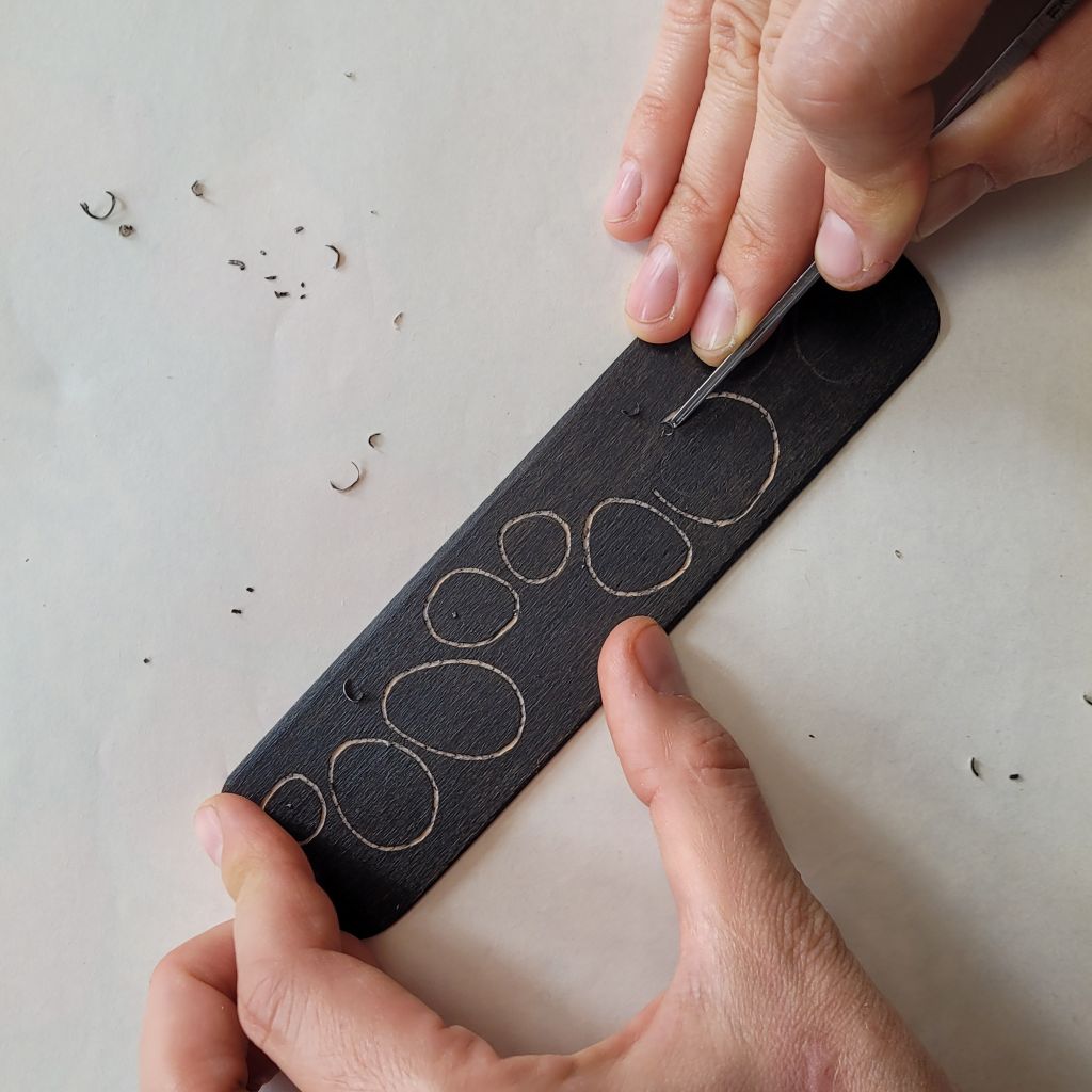 Atelier "grave ton marque-page" - JEMA