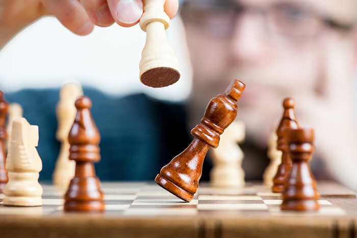 Initiation aux échecs