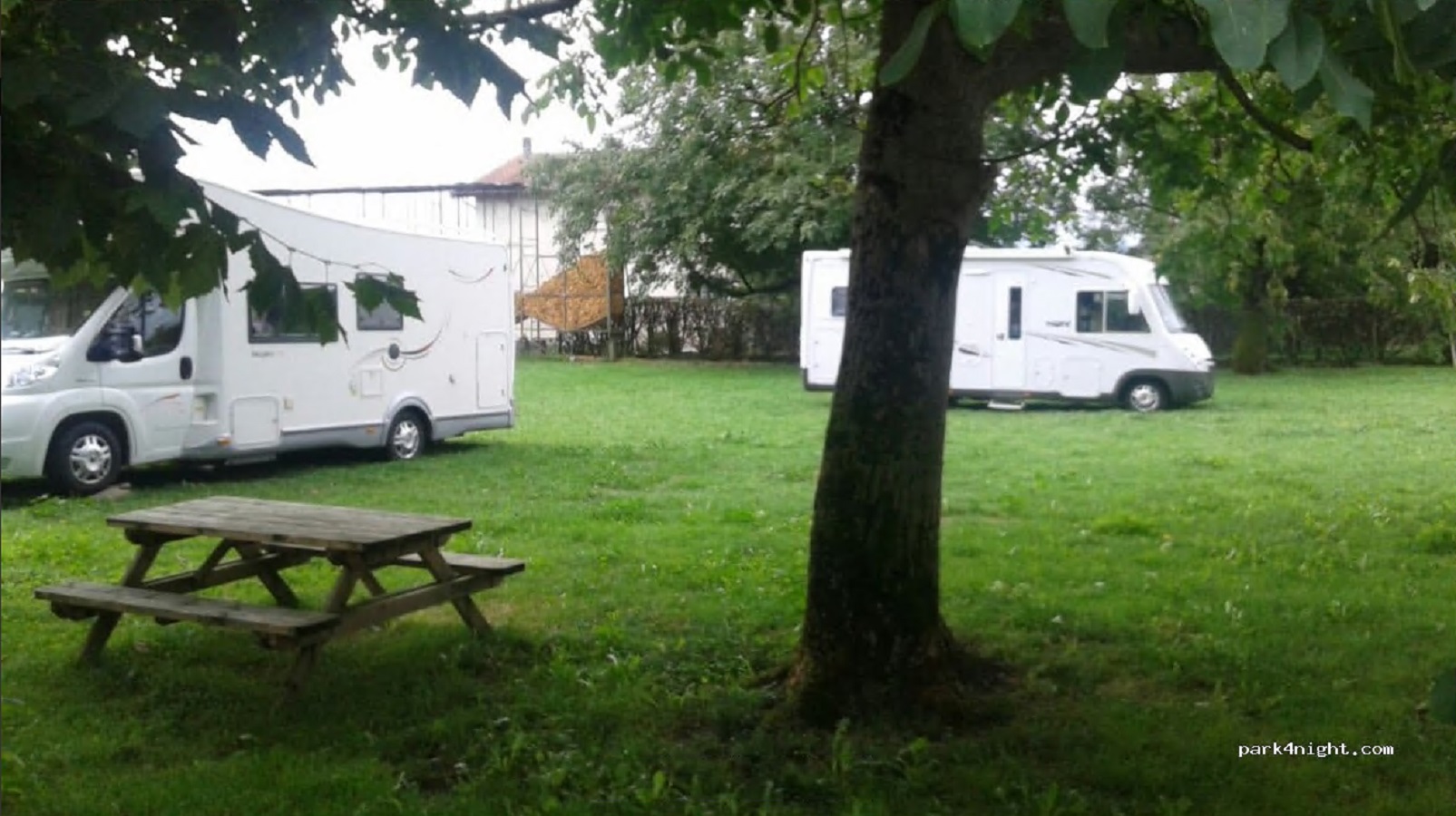 Aire de stationnement ferme Aitxinea - photo 3