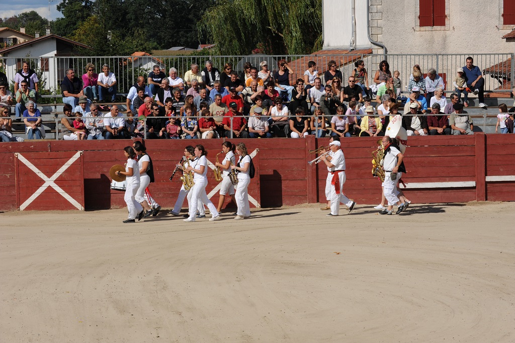 Arènes, Aurice - photo 9
