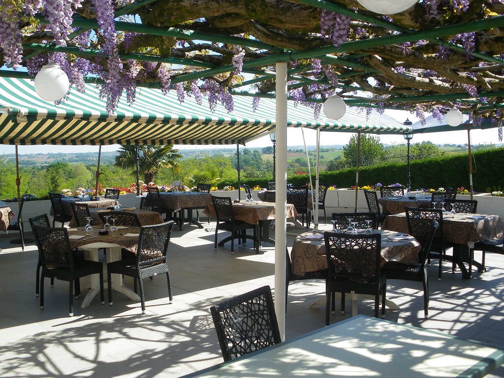 Hôtel-restaurant Aux Tauzins