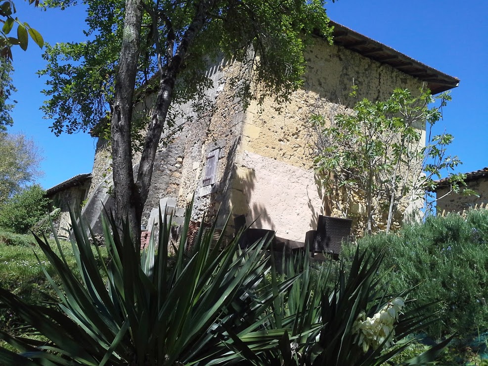 Brameloup-Jardin ovale, Coudures