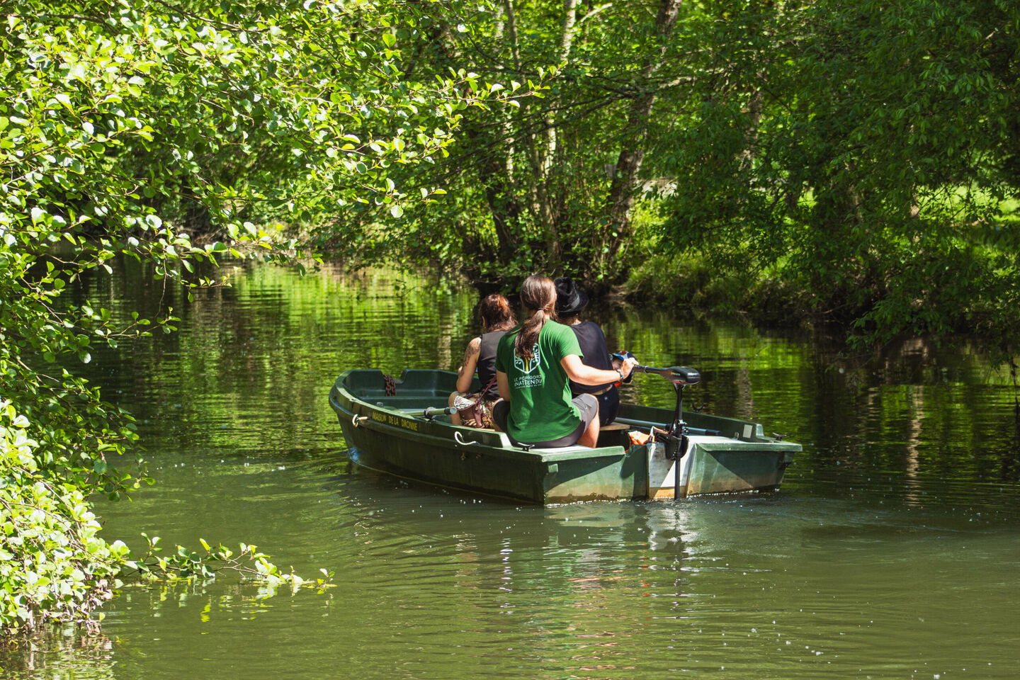 Promenades en barque sur la Dronne - photo 2