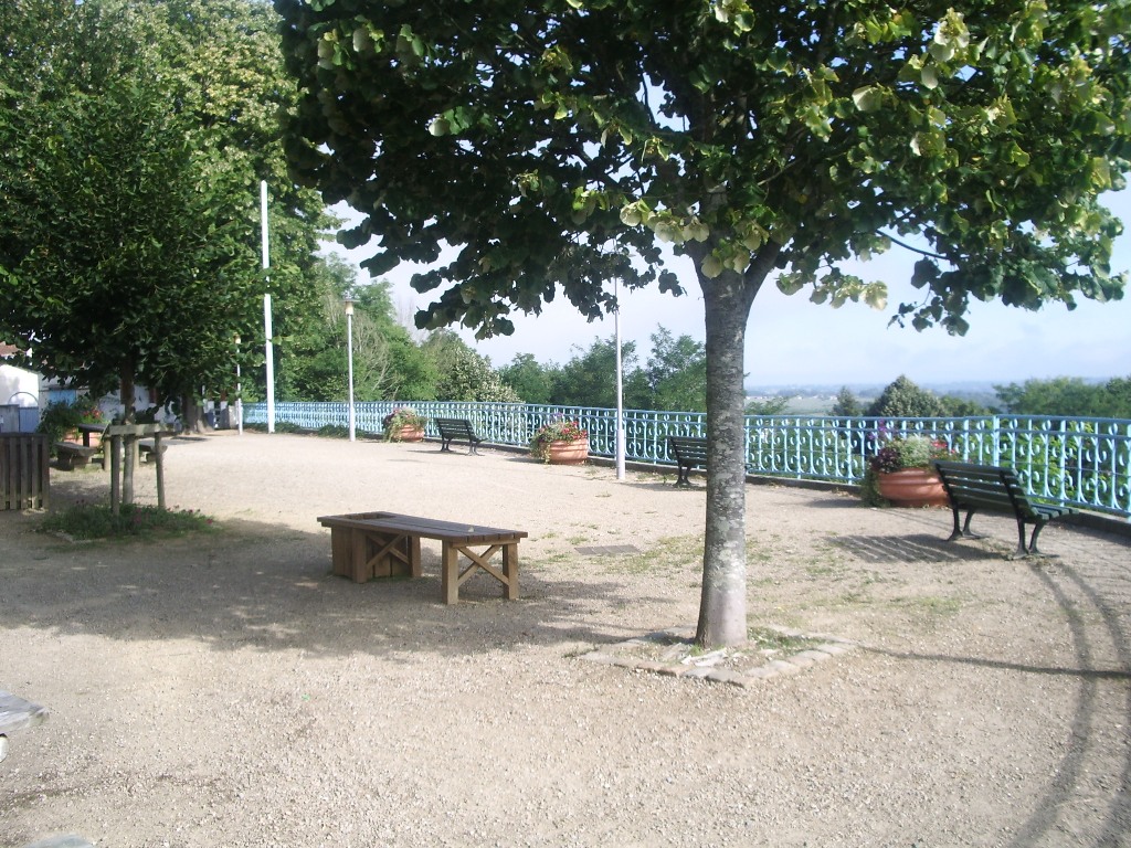 La bastide de Montfort-en-Chalosse avec Maïté, Montfort-en-Chalosse - photo 2