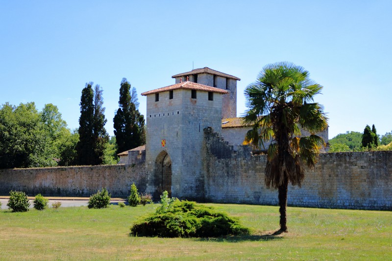 Circuit Tèrra Aventura : Une louve dans la bastide