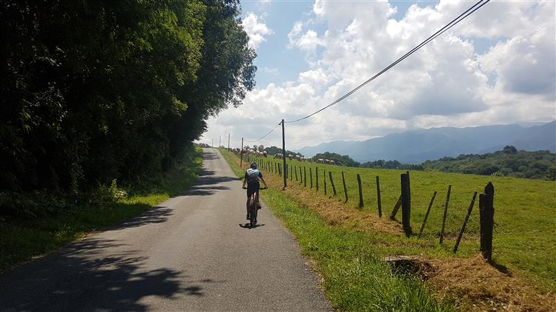 Les coteaux béarnais en VAE