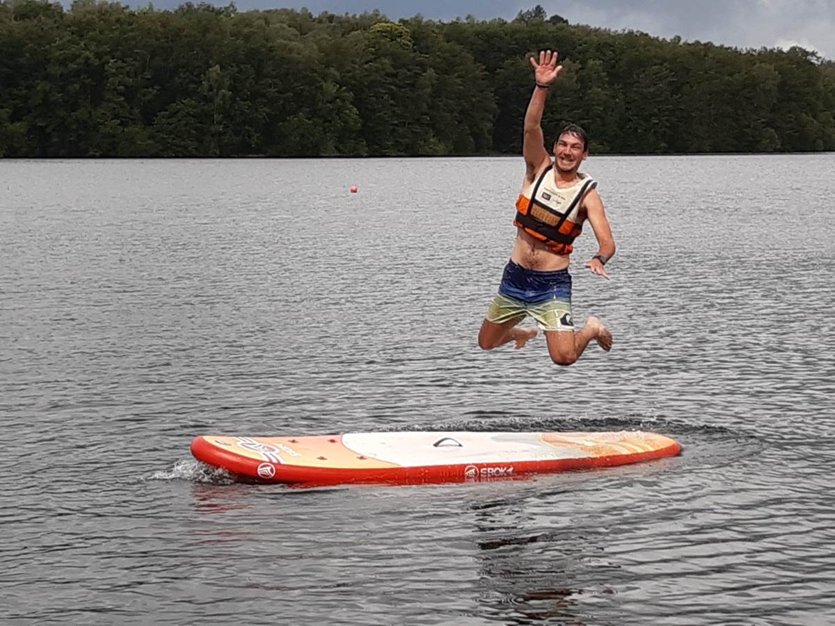 Location stand-up paddle - Base nautique et de plein air, Lac de Saint-Pardoux, Compreignac