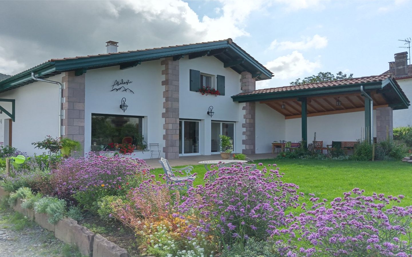 Chambres d'hôtes Atalozti-Mme Bidart