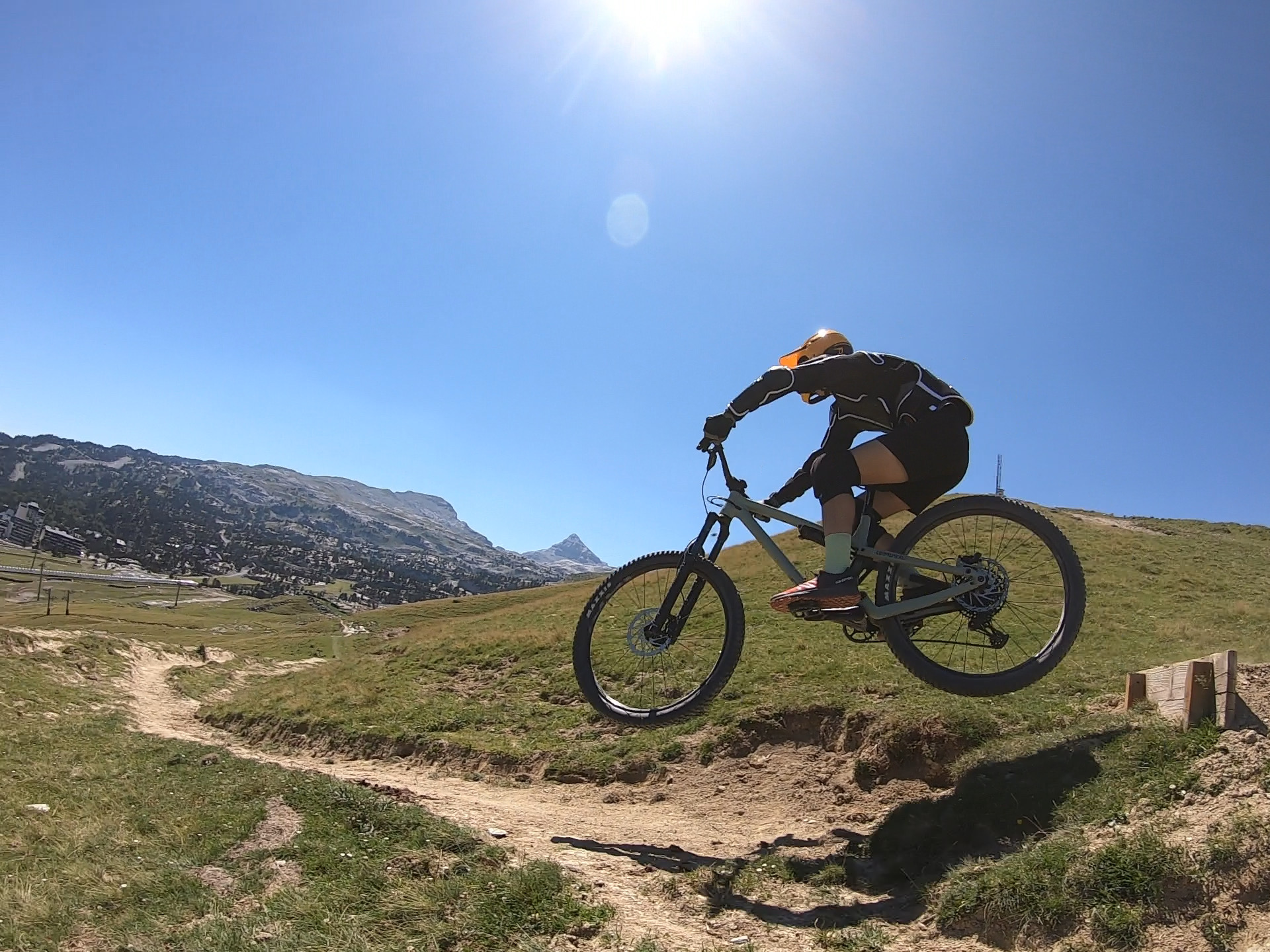 Altitude Ski — photo 2