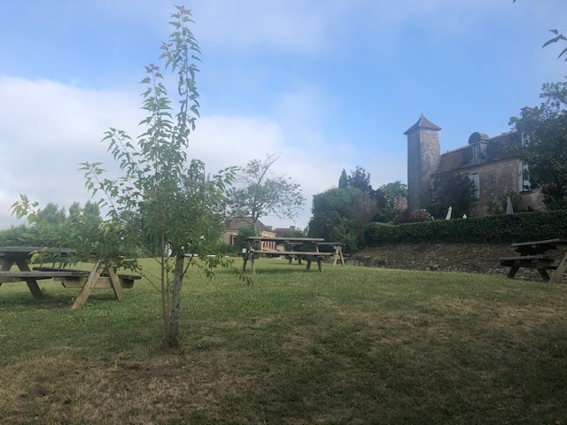 Aire de pique nique à Biron