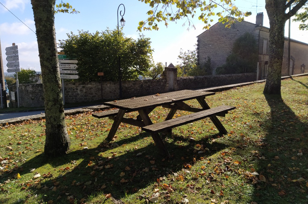 Aires de pique-nique à Beaumont-du-Périgord - photo 5