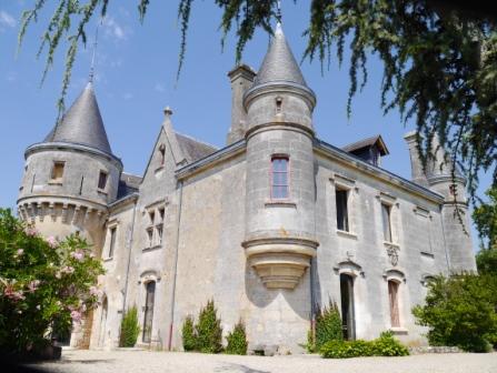 Château de la Grave, Bourg