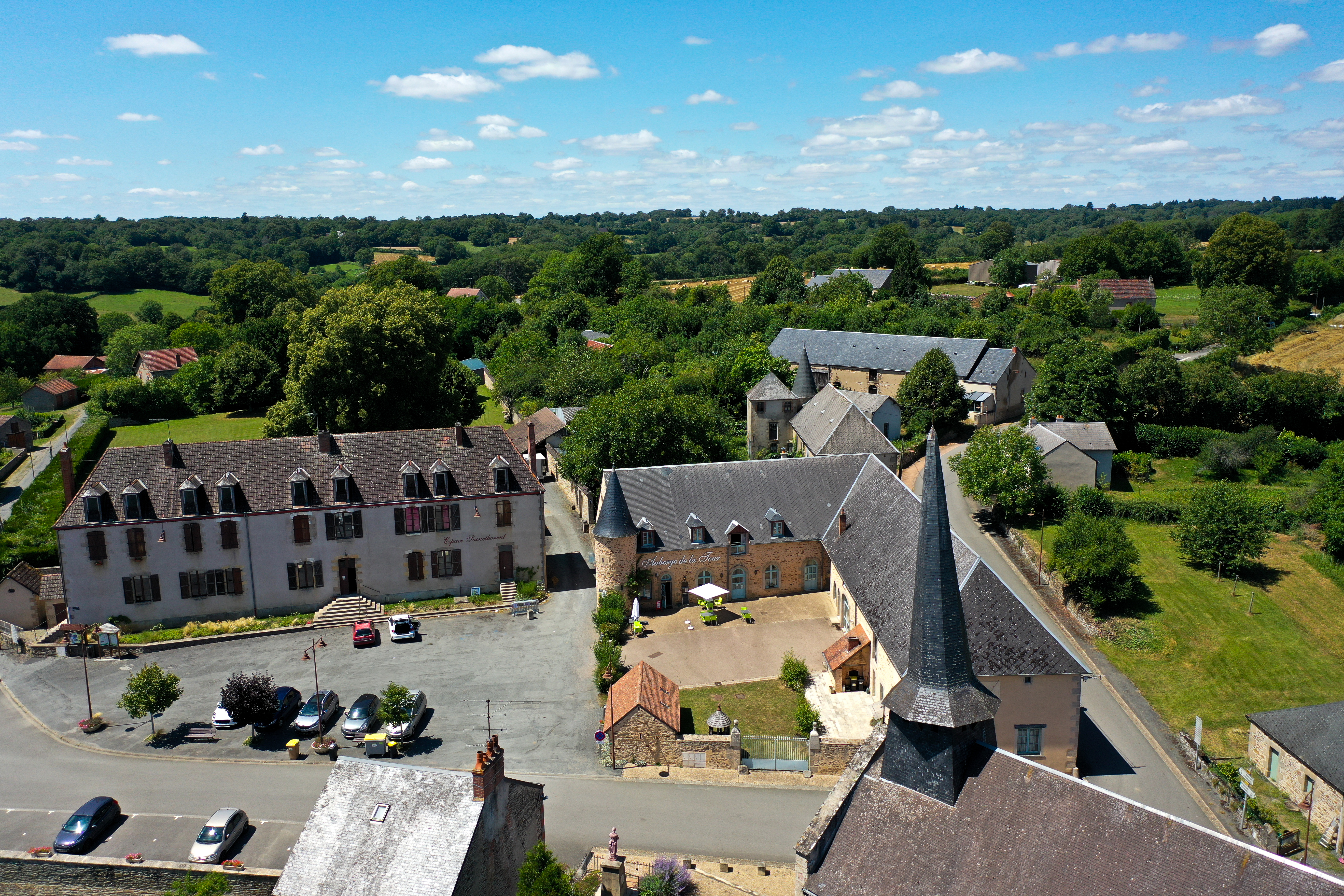 C4- LE CHÂTEAU POINTU - Base VTT intercommunale Portes de la Creuse en Marche