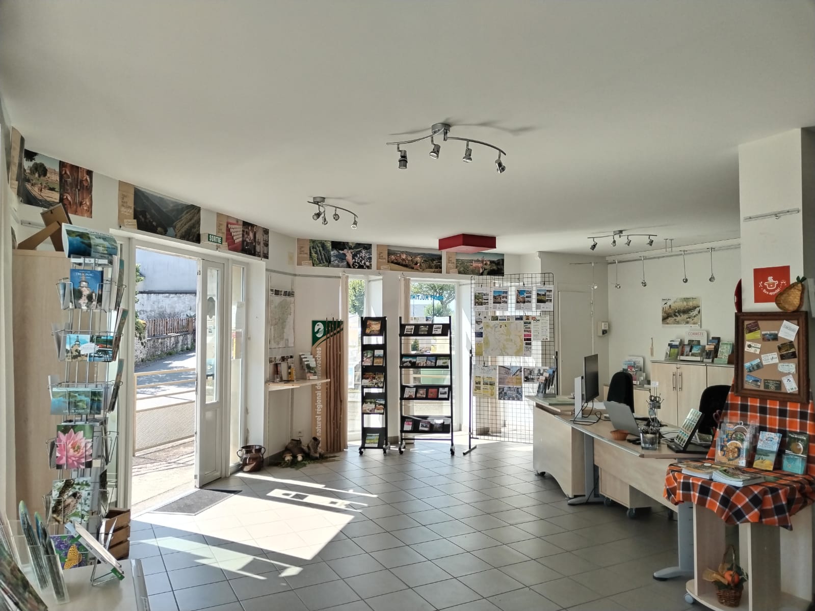 Office de Tourisme Terres de Corrèze - Bureau de Bugeat