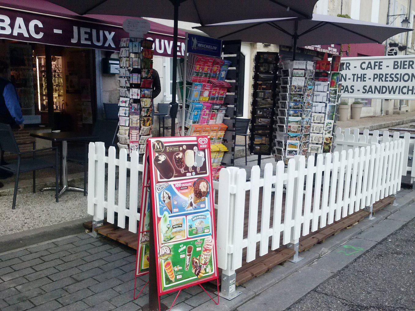 TABAC - LOTO - PRESSE - LIBRAIRIE — photo 2