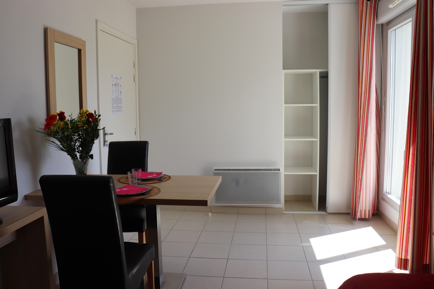 Studio terrasse - Résidence de la Source - photo 4