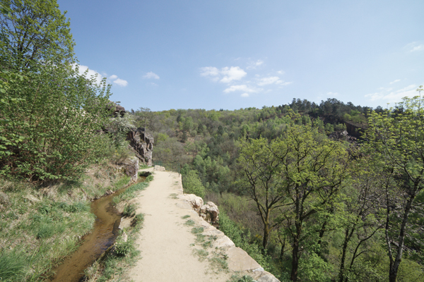 Canal des Moines, Aubazines
