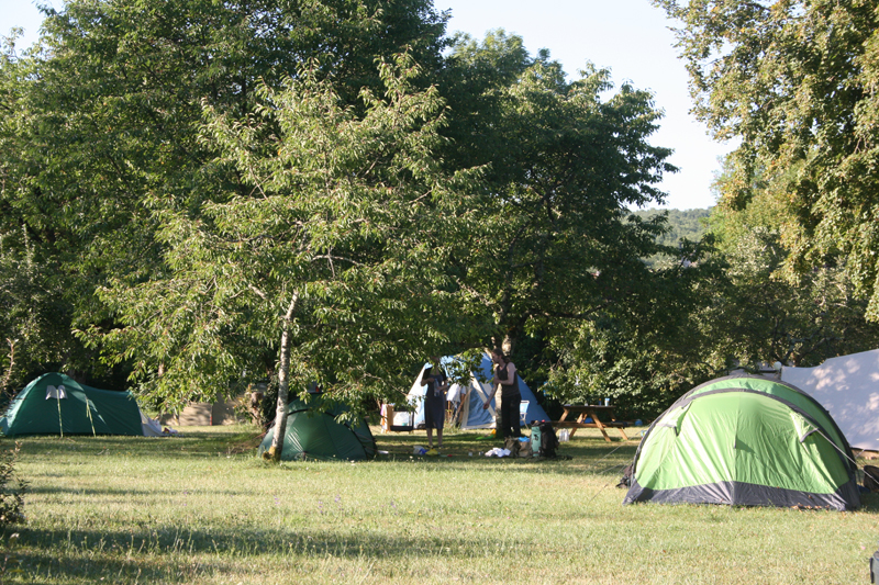 Mini-Camping du Château de la Barge, Cubjac-Auvézère-Val d'Ans