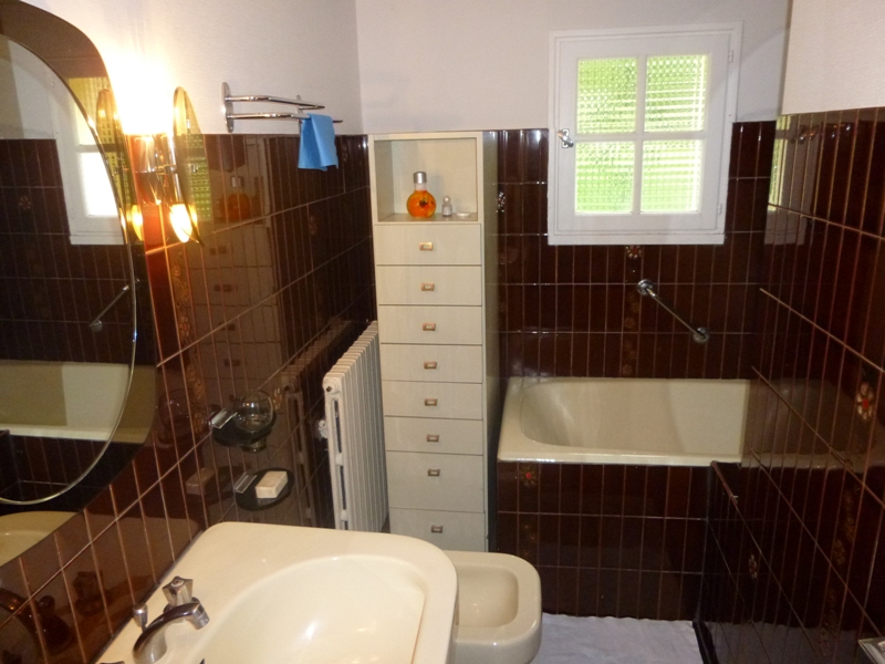 Madame Monique DEZOU