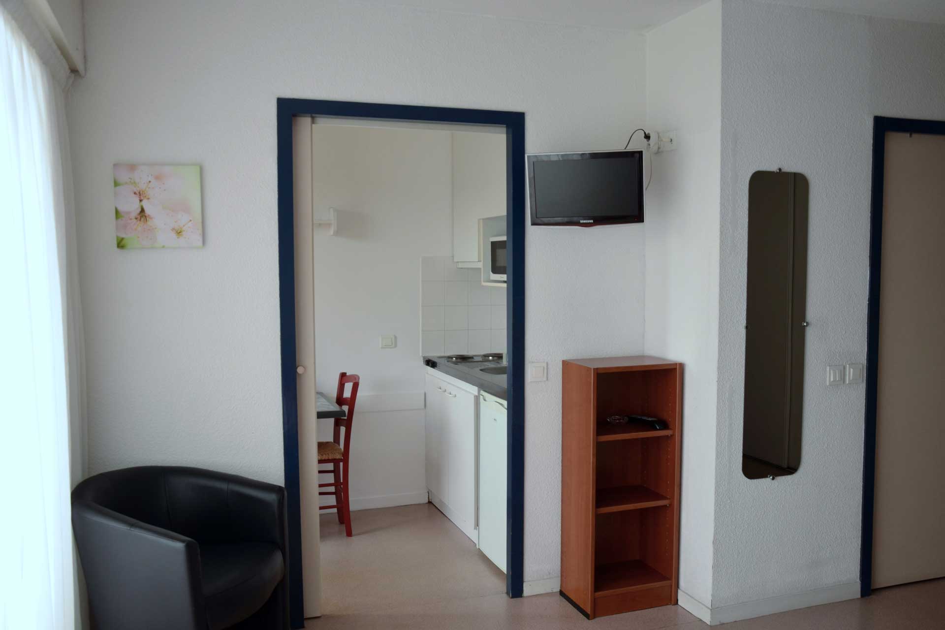 T1 - 1 à 2 pers. - SAR26/A - photo 2