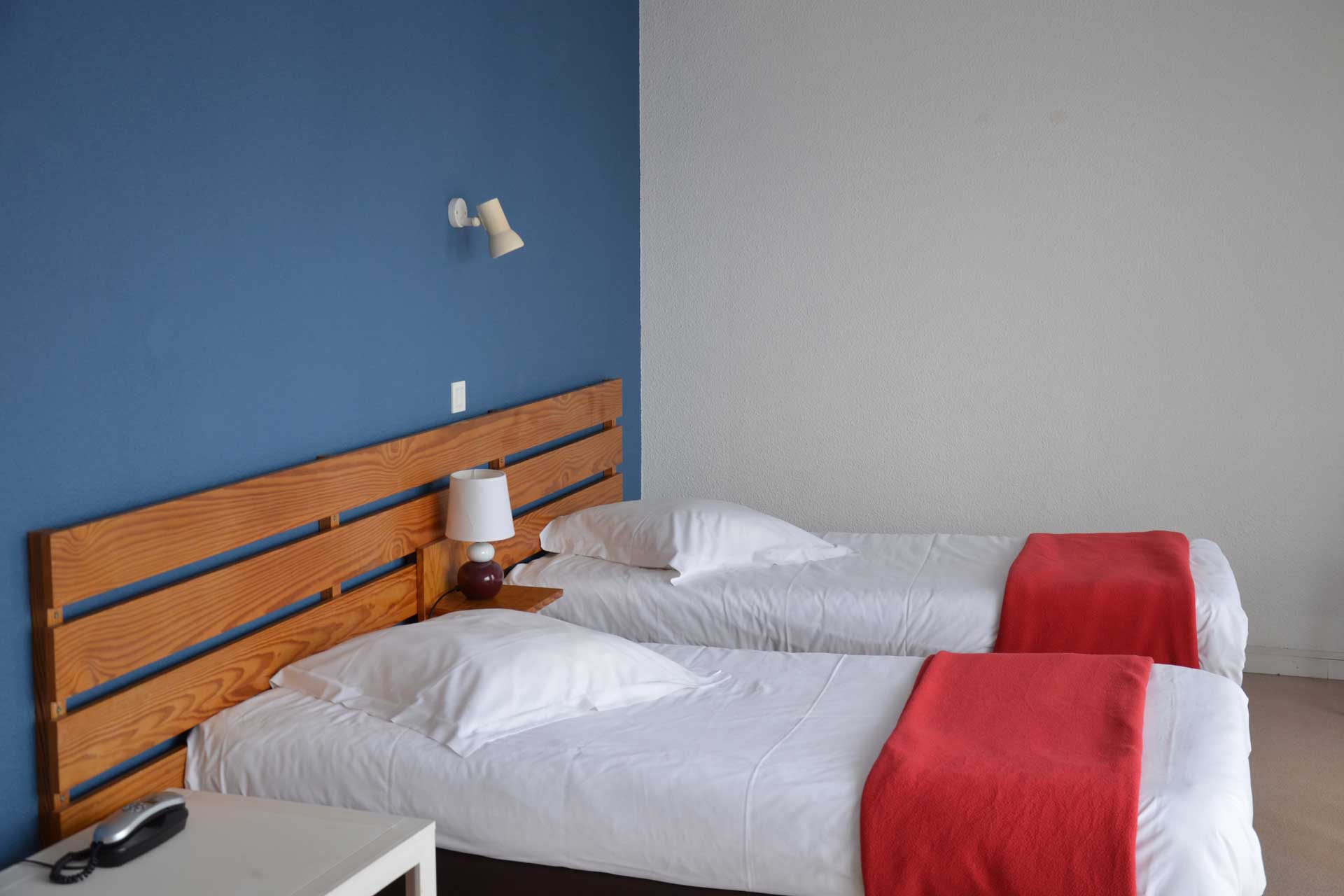 T1 - 1 à 2 pers. - SAR15/A - photo 3