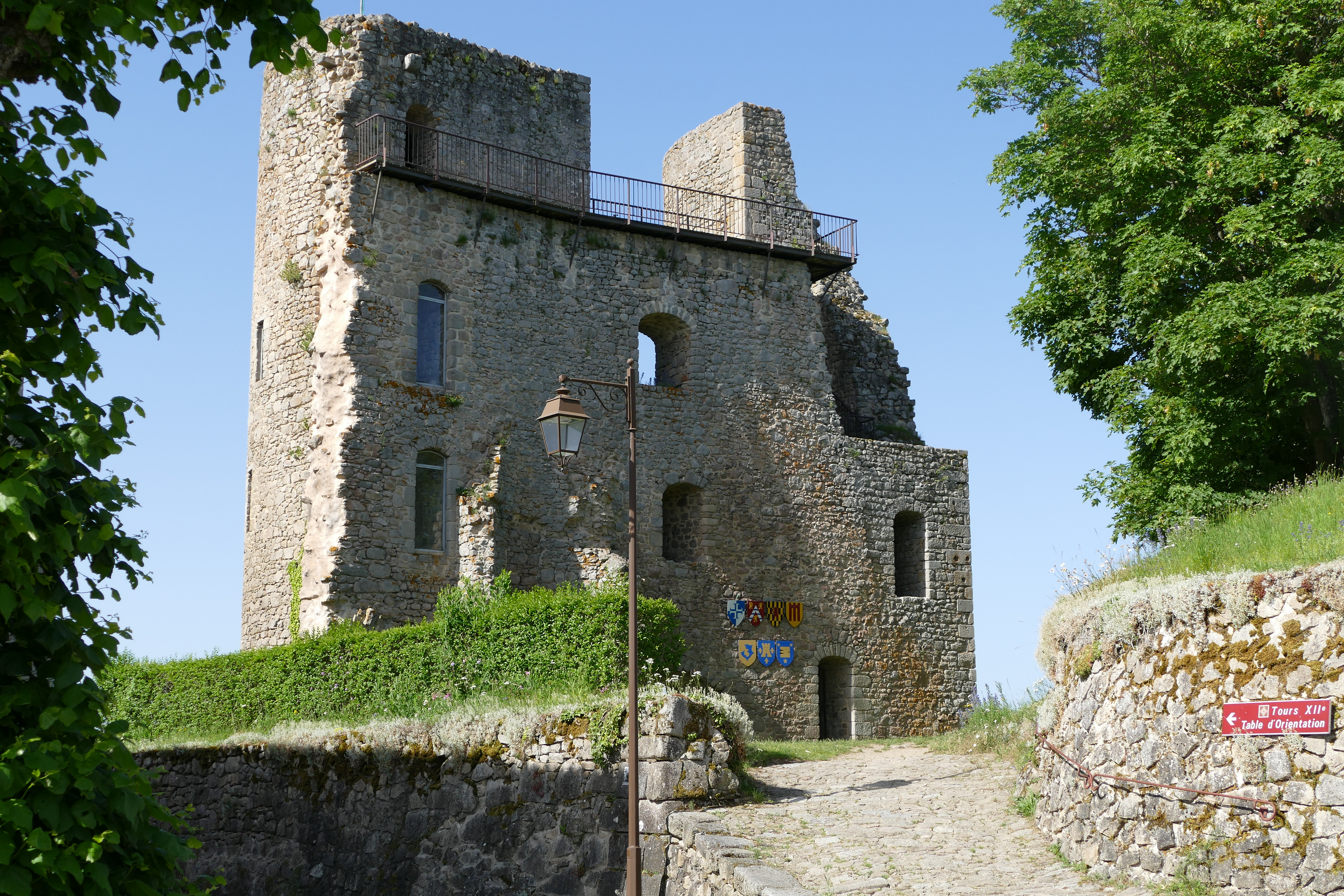 Bureau d'accueil touristique aux Tours de Crocq