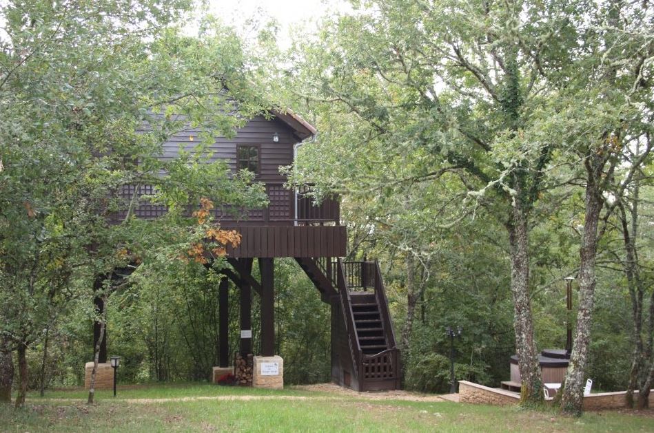 Cabane Le Rouge Gorge, Auriac-du-Périgord