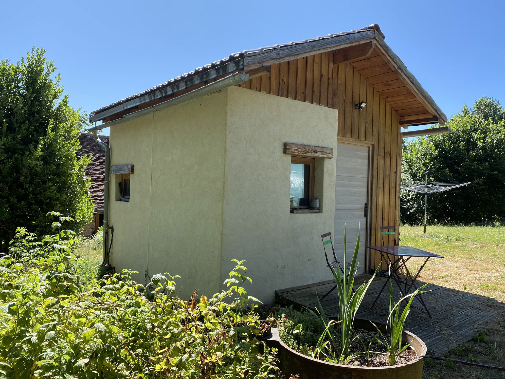 Cabane sous le chêne tricentenaire