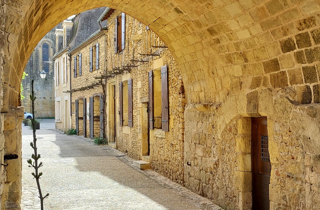 Balades Cultures et Nature : Cadouin: quand les moines observent les insectes, Le Buisson-de-Cadouin - photo 3