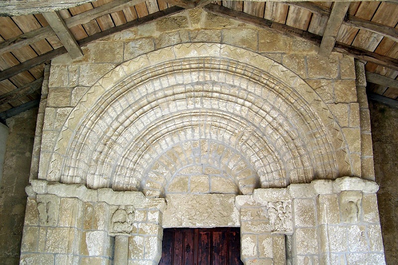 Eglise Saint-Pierre, Camiran - photo 3