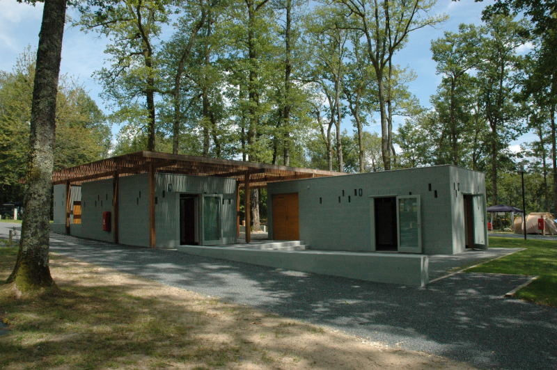 Camping du Grand Etang de Saint-Estèphe, Saint-Estèphe - photo 4